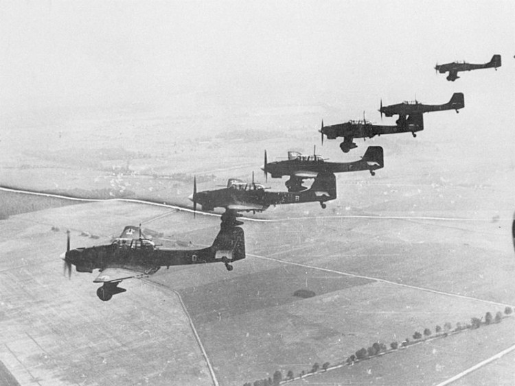 Ju 87 Bs over Poland Sept/Oct 1939 - Bundesarchiv
