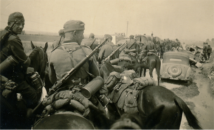 Op_Barbarossa Supply_Horses_July_1941