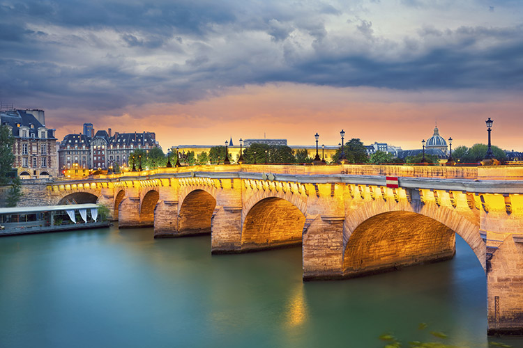 Paris: Pont Neuf, The Pont Neuf (The New Bridge) travels 23…