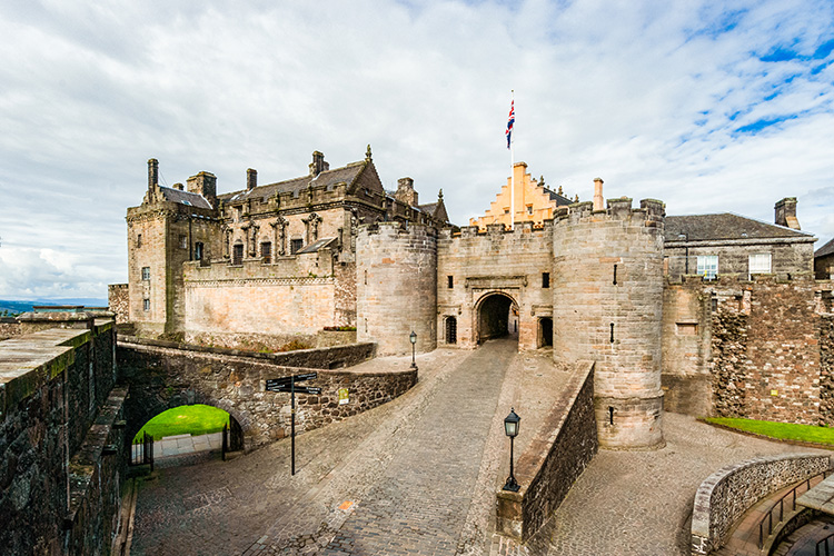 Stirling Castle - History and Facts | History Hit