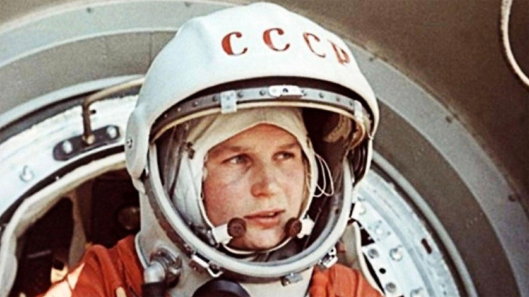 valentina tereshkova biography english