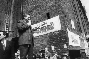 Why Did The Berlin Wall Fall in 1989? | History Hit