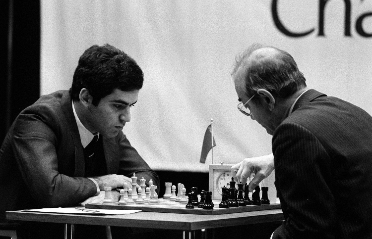 On Rating Deflation in Modern Chess