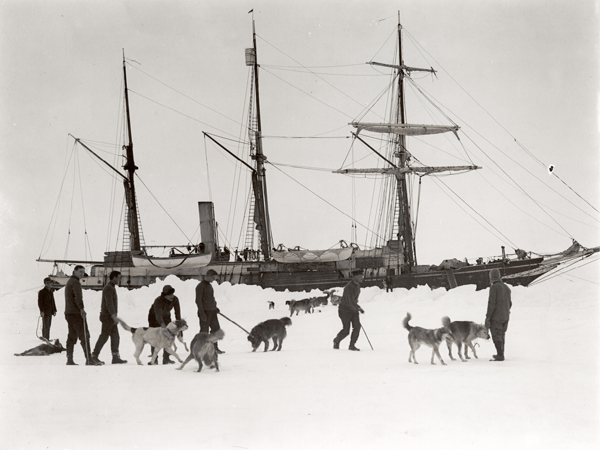 Scenes Of Struggle Photos Of Shackleton s Disastrous Endurance Scenes Of Struggle Photos Of Shackleton s Disastrous Endurance