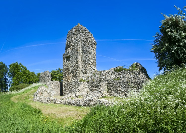 castles to visit hertfordshire