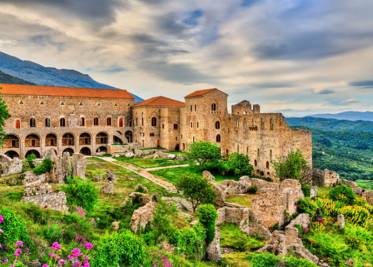 historical sites to visit in greece