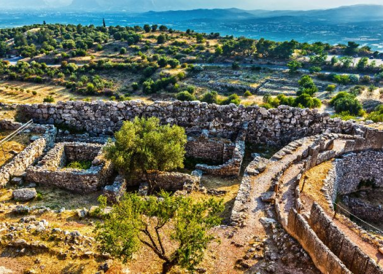 best places to visit greece for history