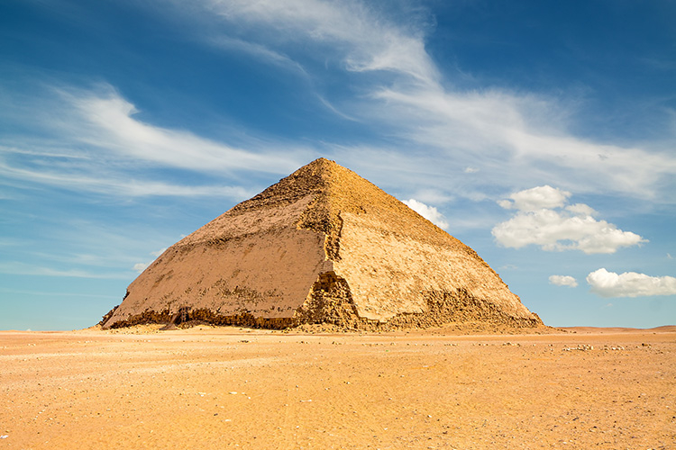 great pyramids tourist destination